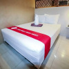 Отель NIDA Rooms Raya Dukuh Kupang 50, фото 17