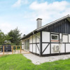 Отель 5 Person Holiday Home in Struer, фото 15