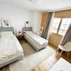 Отель Apartment with stunning view!, фото 3
