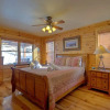 Отель Black Bear Lodge at Scenic Wolf Resort - 3 Br Cabin, фото 4