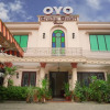 Отель OYO 140 Hotel Graha Bukit Syariah, фото 1