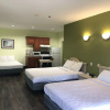 Отель Weston Inn & Suites, фото 13