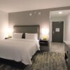 Отель Hampton Inn & Suites Irvine-Orange County Airport, фото 5