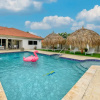 Отель Gorgeous Mansion, Private Pool, Outdoor Kitchen!, фото 35