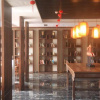 Отель Yuekai Hotel, фото 1