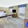 Отель Hampton Inn & Suites Oakwood Village-Cleveland, фото 20