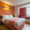 Отель Microtel Inn & Suites by Wyndham Cleveland Streetsboro, фото 2