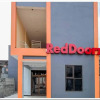 Отель RedDoorz Syariah near T2 Juanda Airport 2, фото 9