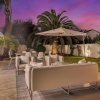 Отель Designer Coastal Paradise w Pool - Steps to Beach, фото 24