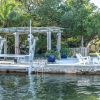 Отель Lush Tropical Plantings In A Gated Compound Located Directly On The Florida Bay 1 Bedroom Cottage by, фото 17