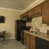 Отель Karnes City Cottages, фото 11