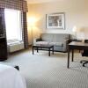 Отель Hampton Inn & Suites Mount Pleasant, фото 19