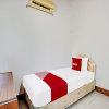 Отель OYO 91846 Ms Rini Homestay Syariah, фото 5