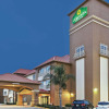 Отель La Quinta Inn & Suites by Wyndham Houston Hobby Airport, фото 1