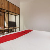 Отель RedDoorz Plus near Exit Toll Puncak 2, фото 21