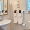 Отель Cozy Getaway w/ Porch - 4 Mi to Downtown Homer!, фото 8