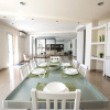 Отель Bright, Spacious and Right in the Center, фото 6