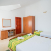 Отель Apartment Annie - sea view : A1 Postira, Island Brac, фото 2