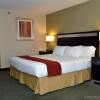 Отель Holiday Inn Express & Suites Center Township, an IHG Hotel, фото 5