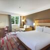 Отель DoubleTree by Hilton Newbury North в Чивли