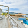 Отель Villa with Striking views over the infinity Pool, фото 44
