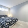 Отель Family Home-Metrotown by Elevate Rooms, фото 2