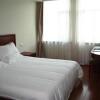 Отель GreenTree Inn Shanghai University of Sport Express Hotel в Шанхае