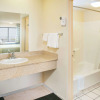 Отель Travelodge by Wyndham Indio, фото 8