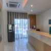 Отель Carlton Hotel, фото 2