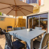 Отель Townhome Goldcoast GYM Pools 24 7 Security, фото 20