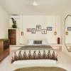 Отель Stunning 4BR Villa With Rice Field View in Umalas, фото 3