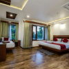 Отель Ashapuri Residency Manali - A Centrally Heated and Air Conditioned Hotel, фото 7