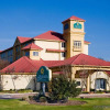 Отель La Quinta Inn & Suites by Wyndham Austin Southwest, фото 1