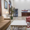 Отель Days Inn And Suites Columbia Airport, фото 6