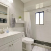 Отель Local Olympians Home ~ 5 Mi to Beach!, фото 17