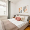 Отель King bed, central and near metro, фото 30