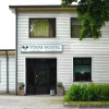 Отель Vinni Hostel в Винни
