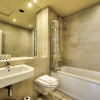 Отель Bright Georgian 1Br Flat In West End, фото 9