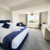 Отель Sea View - 1 Bed Suite - Ocean Breeze - Port Eynon, фото 3