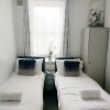 Отель JGJ Apartment в Лондоне