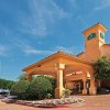 Отель La Quinta Inn & Suites by Wyndham Dallas DFW Airport North, фото 33