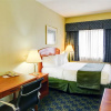 Отель Quality Inn & Suites, фото 5