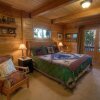 Отель Smokey Joes 5 Bedroom Cabin by RedAwning, фото 14