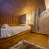 Отель Stunning Mountain Views & Fireplace - 2 Bed, sleeps 8, Top Floor Duplex Apartment, Arc 1950, фото 2