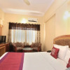 Отель OYO 4439 Aura Inn, фото 15