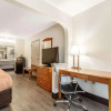 Отель Econo Lodge Inn & Suites, фото 25