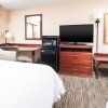 Отель Hampton Inn & Suites Greensburg, фото 7