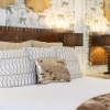 Отель Clifton YOLO Spaces – Clifton Beachfront Apartments, фото 33