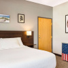 Отель Ramada by Wyndham Richland Center, фото 2