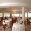 Отель Globus, Sure Hotel Collection by Best Western в Червии